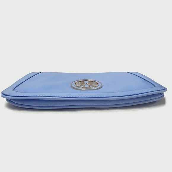 Tory Burch Amanda Light Chambray Logo Clutch - Picture 6 of 9